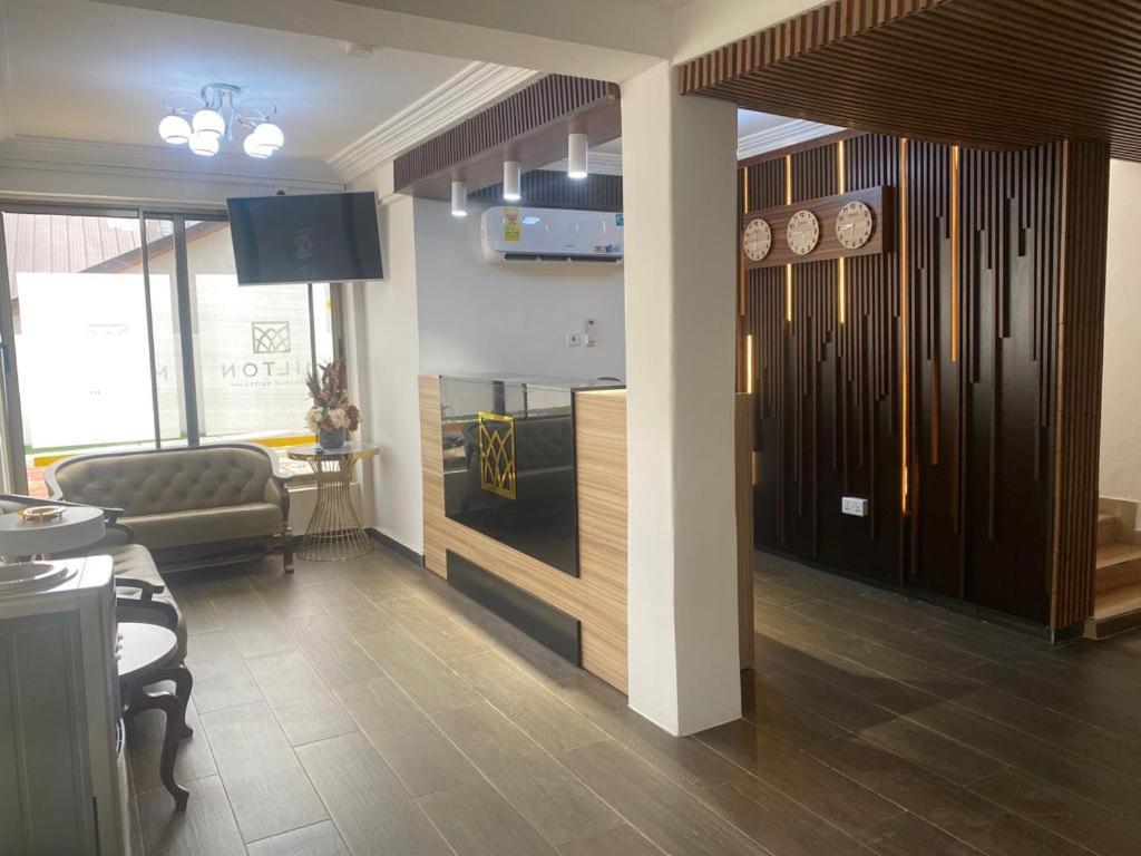 Milton Avenue Suites อักกรา ภายนอก รูปภาพ