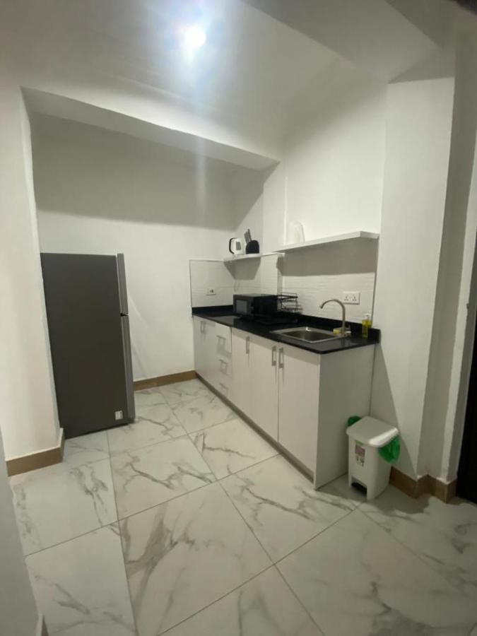 Milton Avenue Suites อักกรา ภายนอก รูปภาพ
