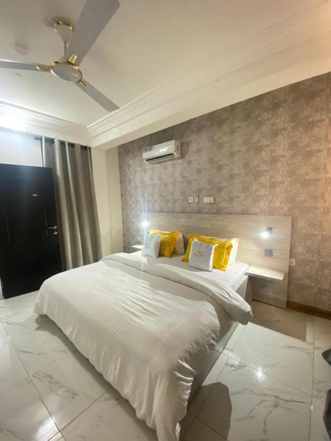 Milton Avenue Suites อักกรา ภายนอก รูปภาพ